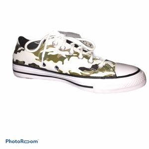 Converse All Stars Unisex shoes 8.5womens